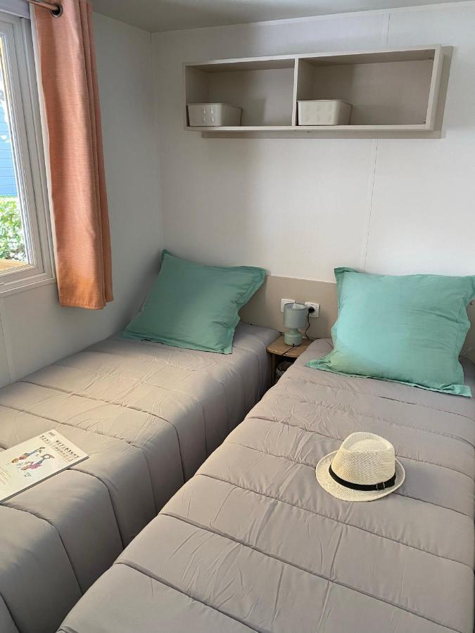 Mobil Home 3 Chambres Climatise Tout Equipe วัลราส์-ปลาจ ภายนอก รูปภาพ